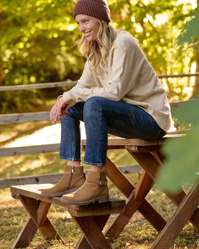 ABEO Compass Buckle Metatarsal Tan Womens Abeo Boots