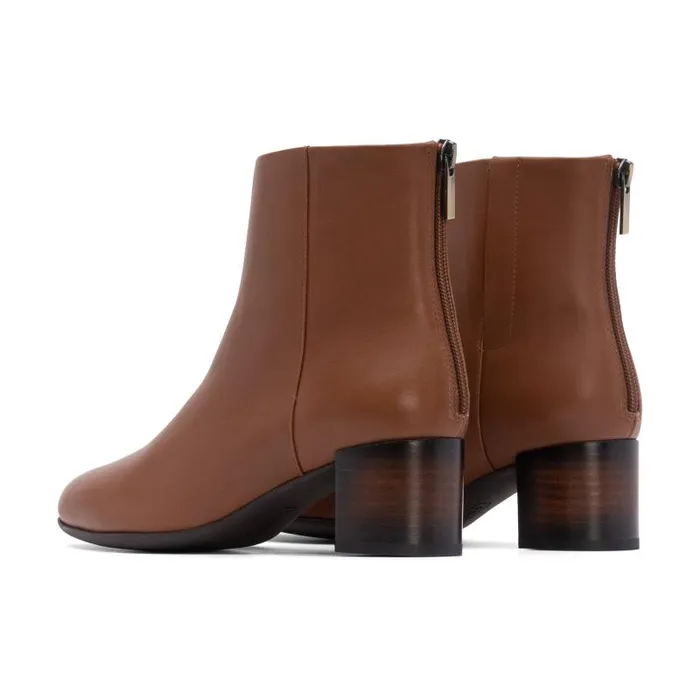 ABEO Plaza Back Zip Brown Womens Abeo Boots