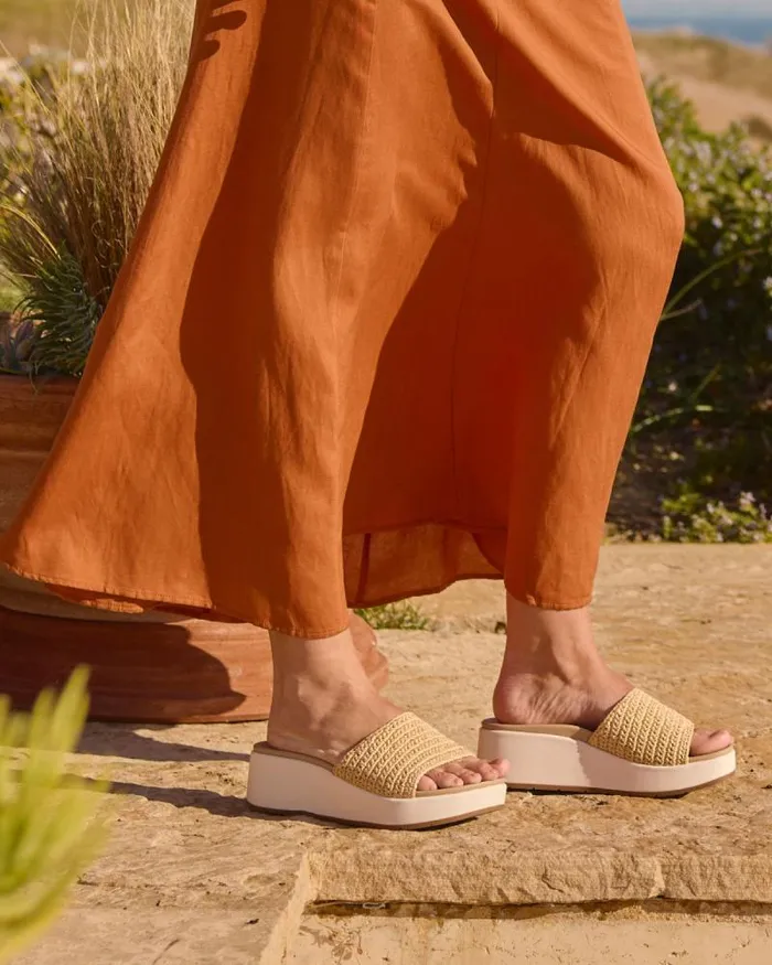 ABEO Solstice Slide Metatarsal Beige Womens Abeo Sandals