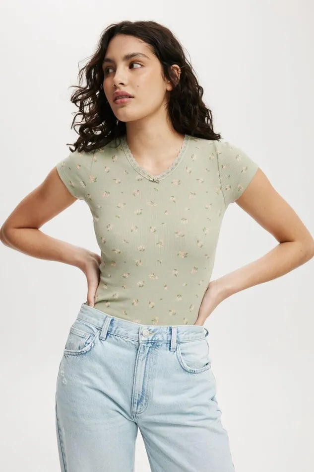 Annabelle Rosette V Neck Tee Leora Ditsy Desert Sage Women Cotton On Tops