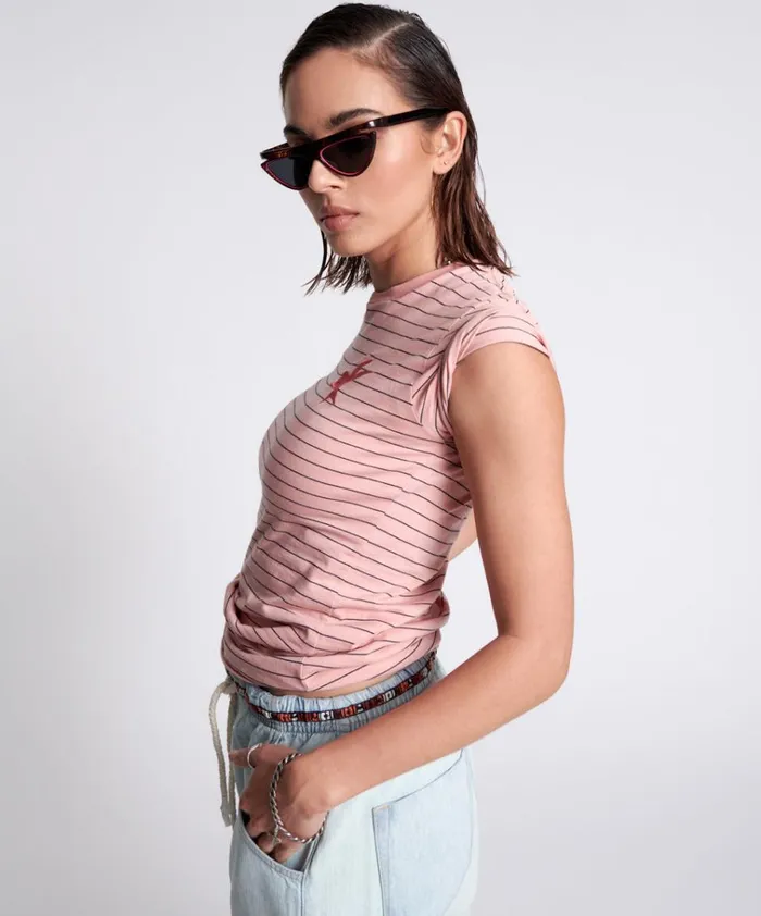BOWER BIRD EMBROIDERED LOGO FITTED TEE PINK Women One Teaspoon Tees and Tanks BOWER BIRD EMBROIDERED LOGO FITTED TEE PINK Women One Teaspoon Tees and Tanks