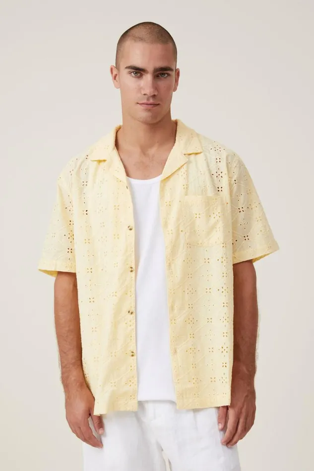 Capri Short Sleeve Shirt Yellow Broiderie Men Cotton On Shirts and Polos