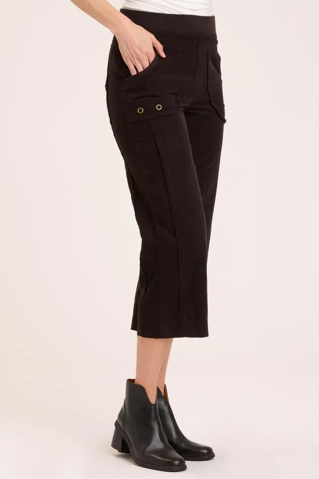 Clothing Crops XCVI Cord Trumble Crop Black