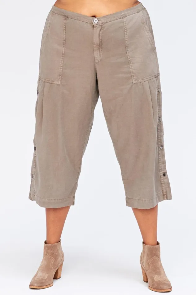 Clothing Crops XCVI Snap Detail Trouser Wren