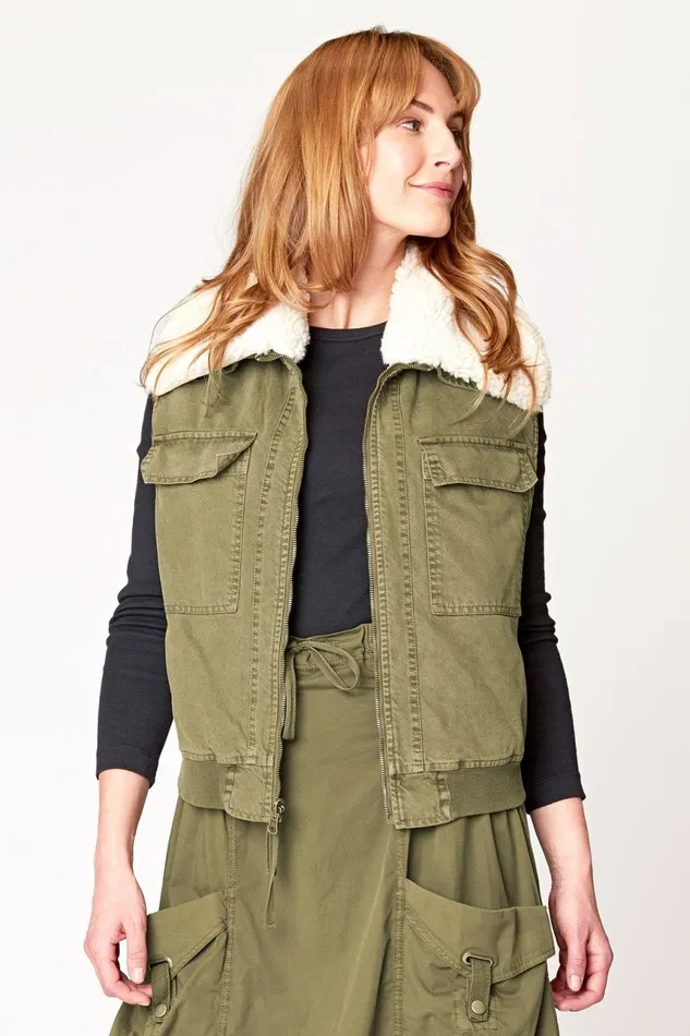 Clothing Vests XCVI Pinnacles Reversible Vest Trellis