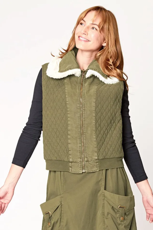 Clothing Vests XCVI Pinnacles Reversible Vest Trellis