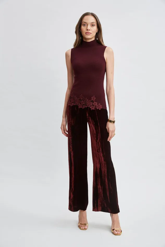 Elie Tahari Mock Neck Lace Hem Sleeveless Sweater Merlot Women Tops