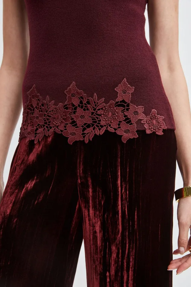 Elie Tahari Mock Neck Lace Hem Sleeveless Sweater Merlot Women Tops