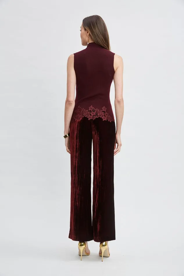 Elie Tahari Mock Neck Lace Hem Sleeveless Sweater Merlot Women Tops
