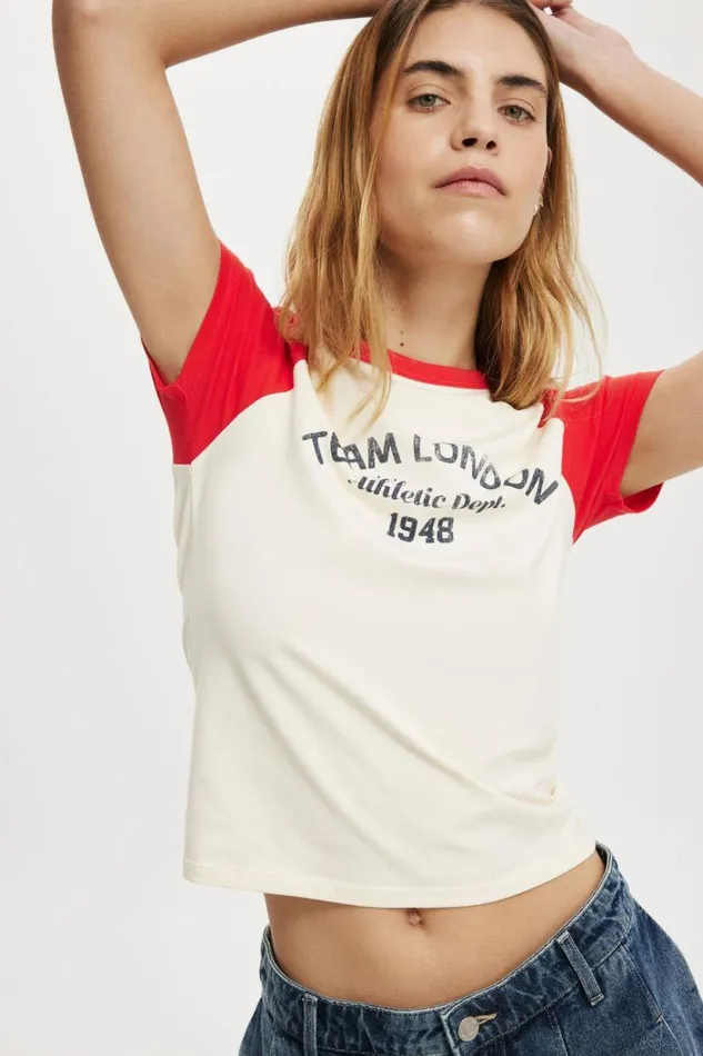 Fitted Graphic Lcn Raglan Longline Tee Team London Scarlet Red Cregraveme Fraiche Women Cotton On Tops Fitted Graphic Lcn Raglan Longline Tee Team London Scarlet Red Cregraveme Fraiche Women Cotton On Tops