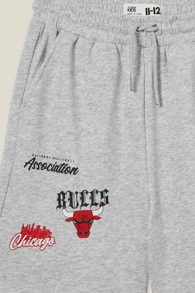 License Slouch Fleece Short Lcn Nba Fog Grey Marlechicago Bulls Badge BoysGirls Cotton On Shorts License Slouch Fleece Short Lcn Nba Fog Grey Marlechicago Bulls Badge BoysGirls Cotton On Shorts
