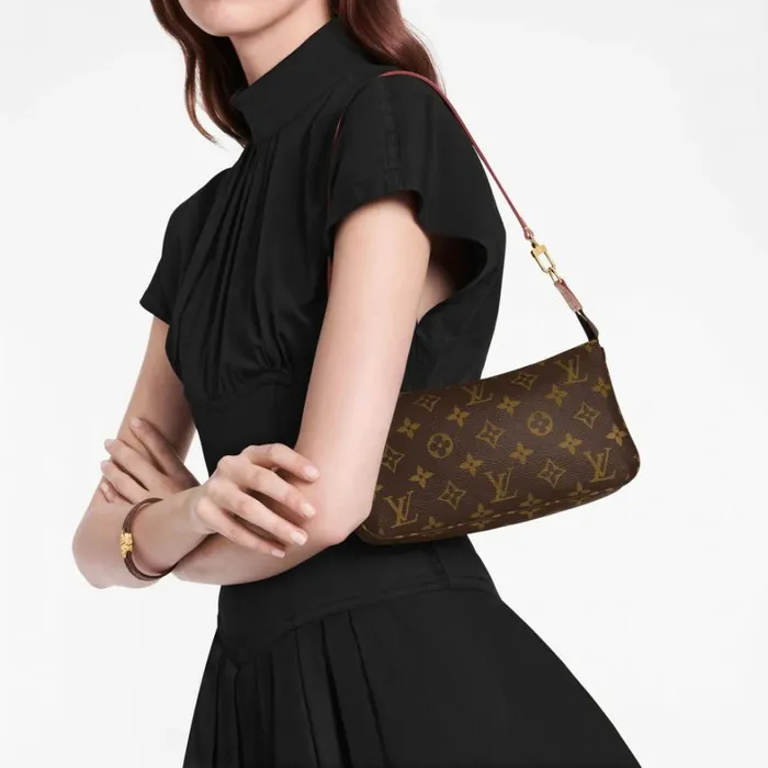 Louis Vuitton Shoulder and Totes Louis Vuitton M40712 Pochette Accessoires 8211 Louis Vuitton Handbag Store 8211 Women