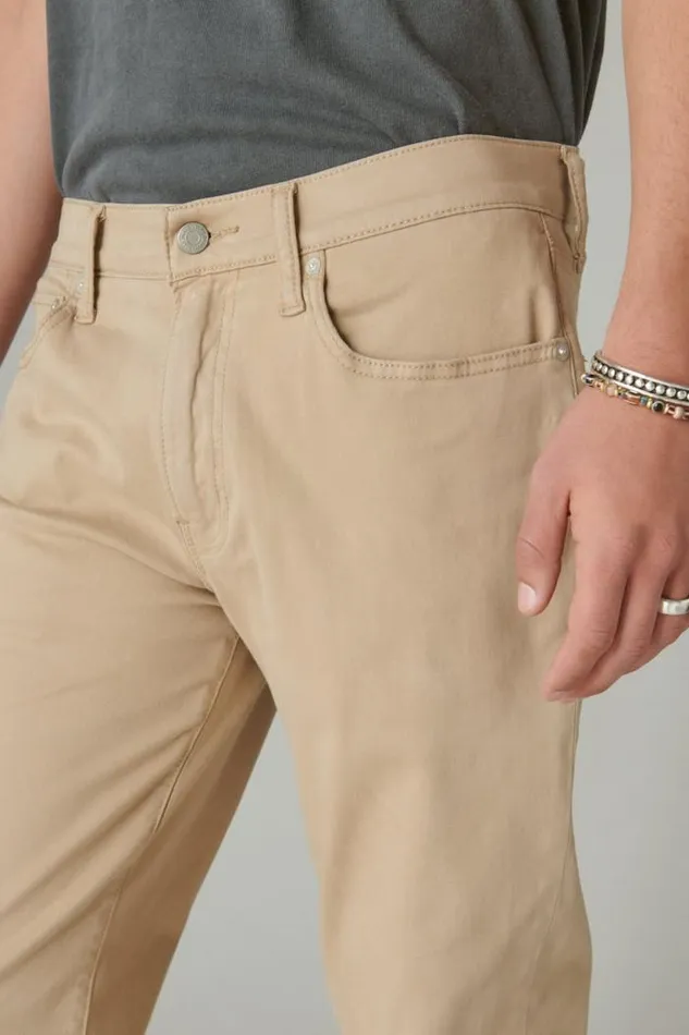 Lucky Brand 223 Straight Sateen Stretch Jean Sand Men Pants