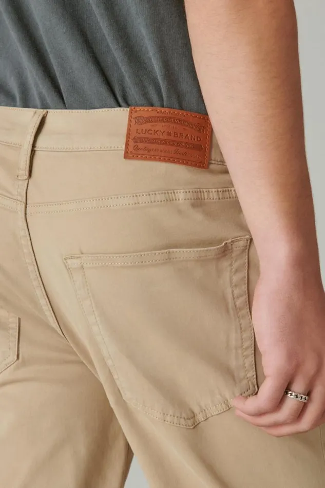 Lucky Brand 223 Straight Sateen Stretch Jean Sand Men Pants