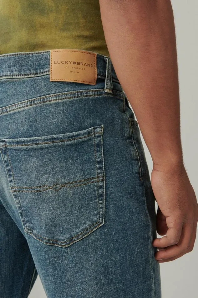 Lucky Brand 410 Athletic Straight Jean Meanders Men Jeans