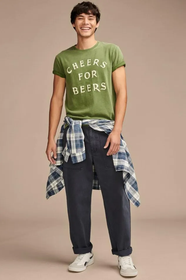 Lucky Brand Cheers For Beers Tee Garden Green Men Graphic Tees
