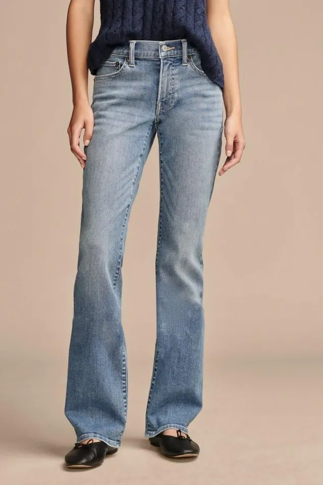 Lucky Brand Mid Rise Sweet Boot Stardom Women Jeans