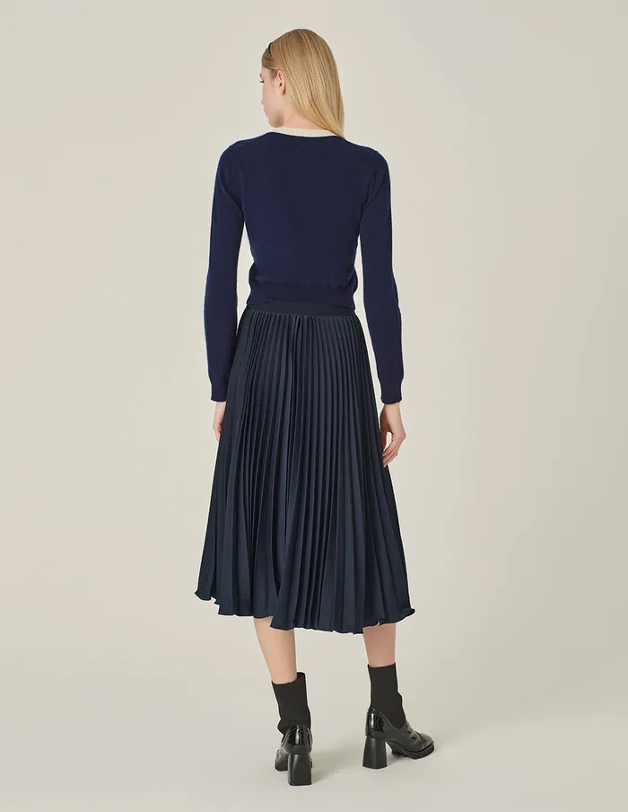 MARYLING Knitwear RoundNeck Contrast LongSleeve Cropped Cashmere Knitted Sweater Blue And White 8211 Women MARYLING Knitwear RoundNeck Contrast LongSleeve Cropped Cashmere Knitted Sweater Blue And White 8211 Women