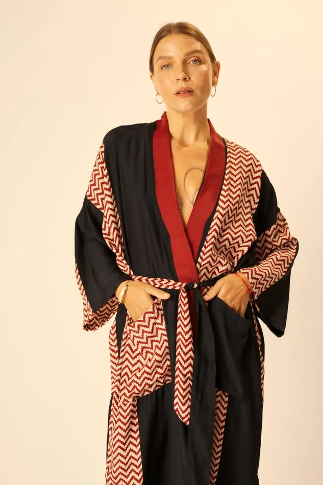 Natalie Martin DIANE LONG ROBE Block Zigzag Noire Shop Coverups