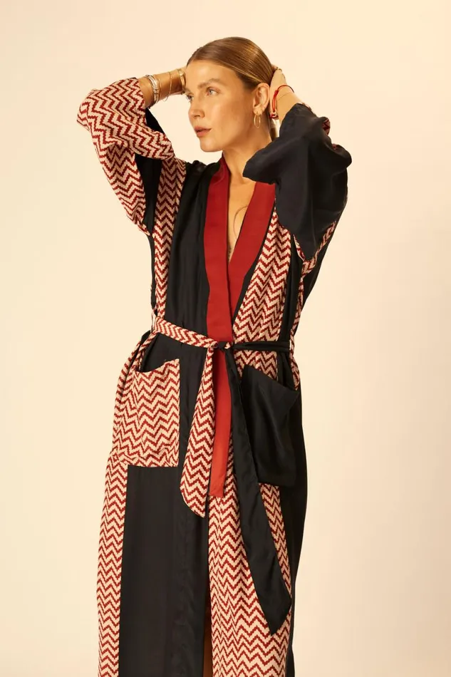 Natalie Martin DIANE LONG ROBE Block Zigzag Noire Shop Coverups