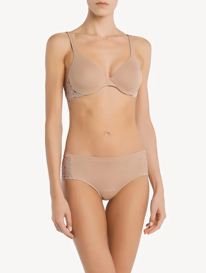 Nude Lace And Cotton Underwired Bra Lingerie La Perla Tshirt