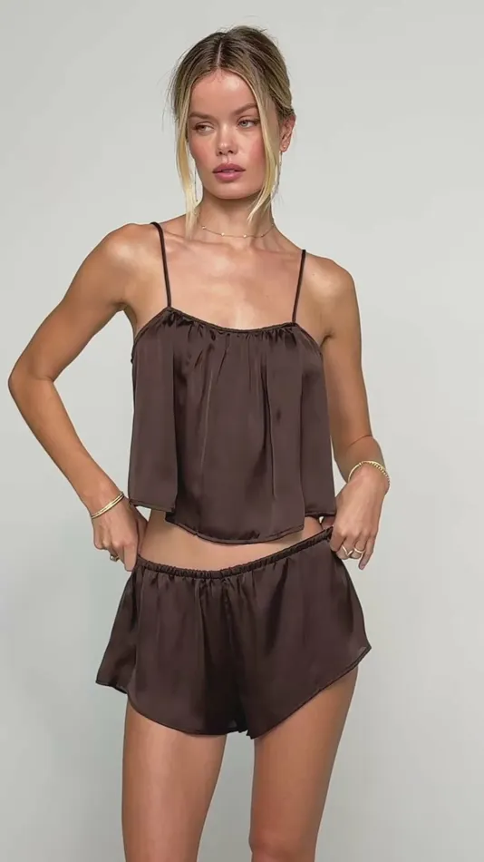 RESA Blair Top In Chocolate Women Lounge