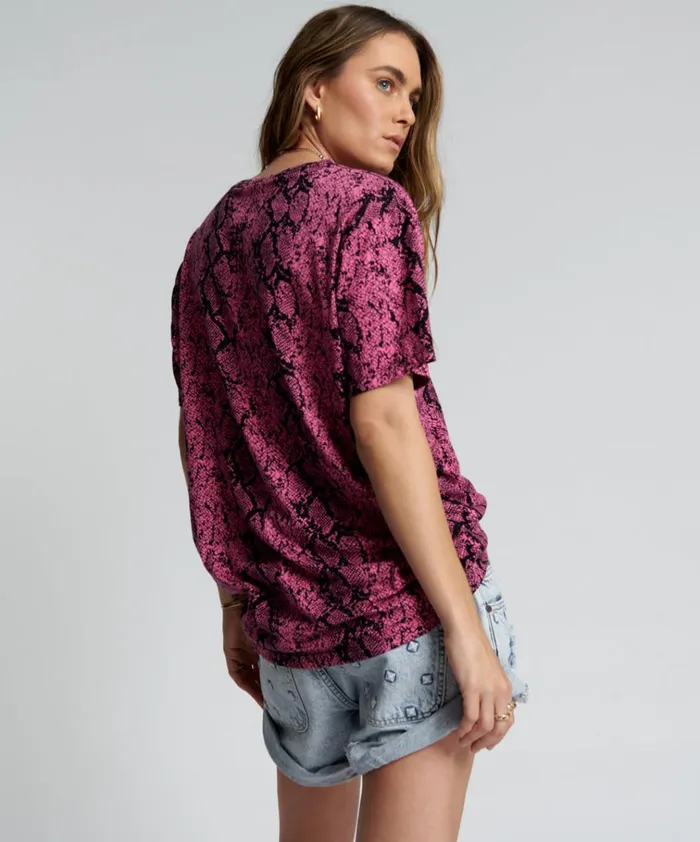 SNAKE HAND PRINTED ORGANIC CREW TEE Women One Teaspoon Organic Tees SNAKE HAND PRINTED ORGANIC CREW TEE Women One Teaspoon Organic Tees
