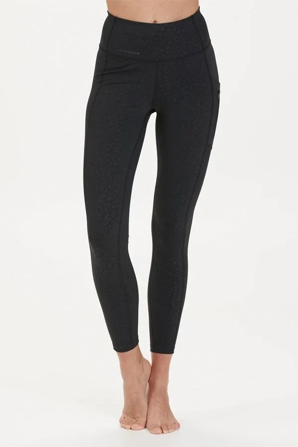 Sosandar Activewear Women Black Leopard Print Sculpting Activewear Leggings With Side Pocket Black Sosandar Activewear Women Black Leopard Print Sculpting Activewear Leggings With Side Pocket Black
