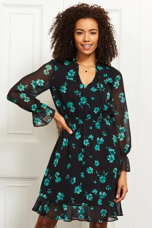 Sosandar Dresses Women Black and Green Floral Print Stretch Waist Dress Black Green Sosandar Dresses Women Black and Green Floral Print Stretch Waist Dress Black Green