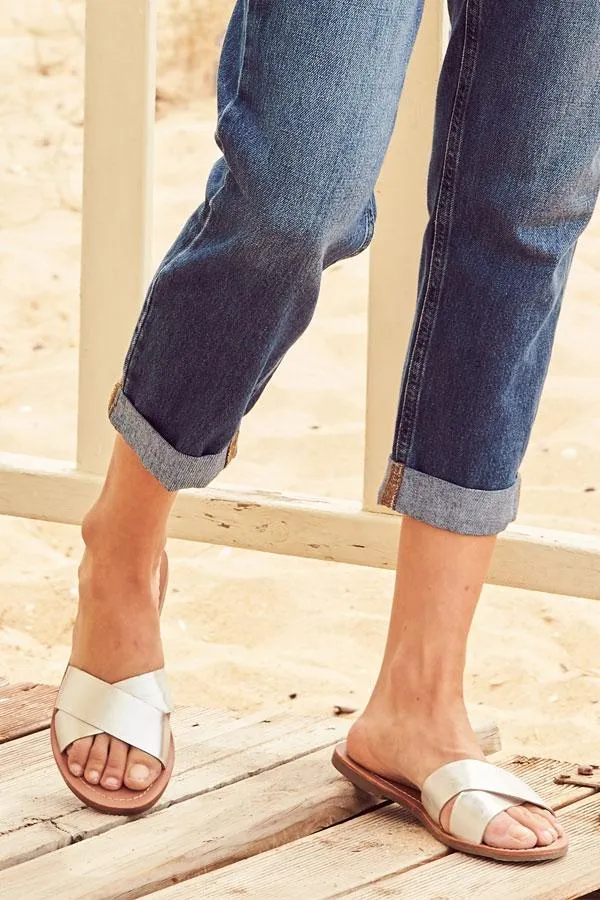 Sosandar Sandals and Flip Flops Women Lisbon Silver Leather Cross Strap Mule Flat Sandal Silver Sosandar Sandals and Flip Flops Women Lisbon Silver Leather Cross Strap Mule Flat Sandal Silver