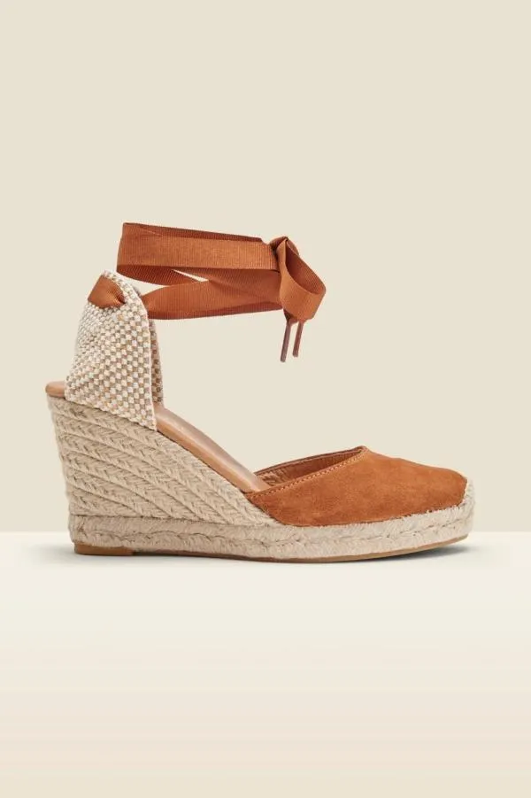 Sosandar Sandals and Flip Flops Women Perla Cognac Valenciana Wedge Espadrille