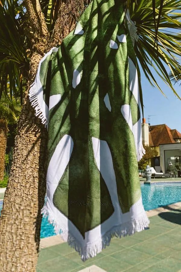 Sosandar Swim and Beachwear Women Green and White Leaf Microfibre Chic Towel Green White