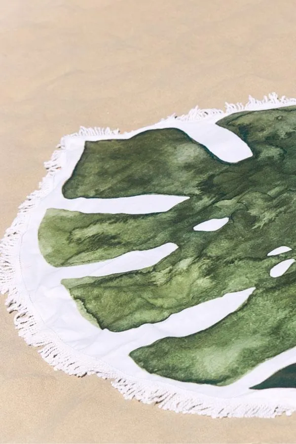 Sosandar Swim and Beachwear Women Green and White Leaf Microfibre Chic Towel Green White