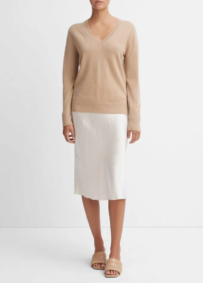 Sweaters Women Vince Cashmere Weekend VNeck Sweater Camel