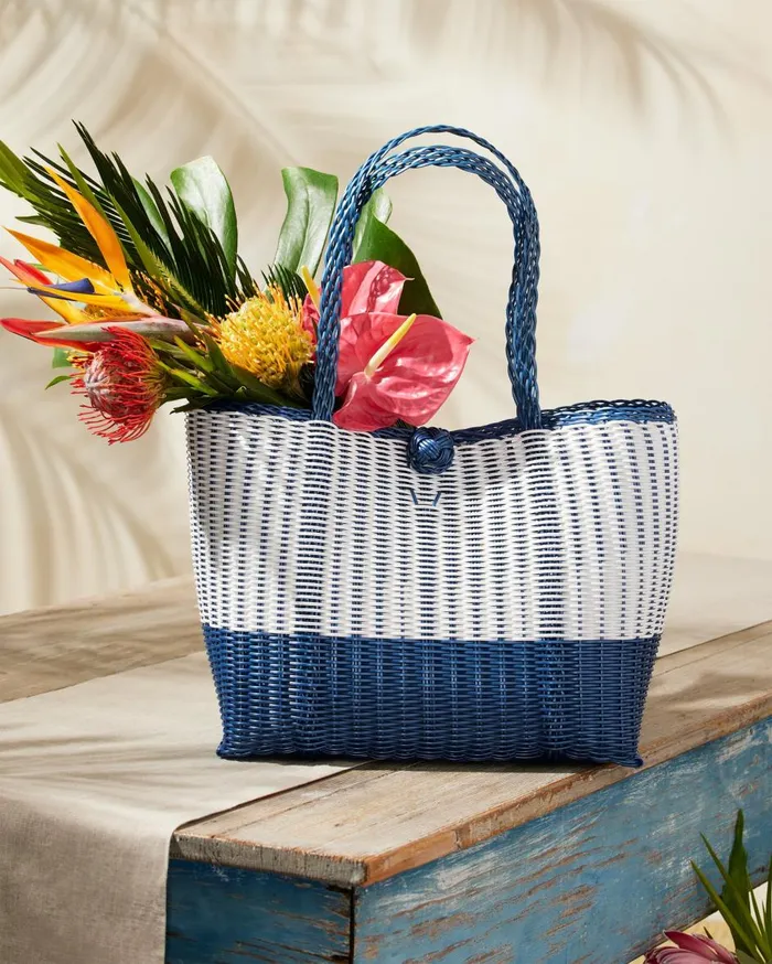 Tommy Bahama Canvas Pocket Tote Natural WomenBeach and Home Handbags and Clutches Tommy Bahama Canvas Pocket Tote Natural WomenBeach and Home Handbags and Clutches