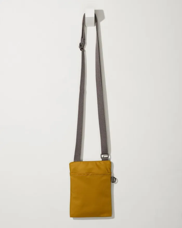Tommy Bahama Chelsea Corn XSmall Crossbody Corn WomenMenBig and TallBeach and Home Handbags and Clutches Tommy Bahama Chelsea Corn XSmall Crossbody Corn WomenMenBig and TallBeach and Home Handbags and Clutches