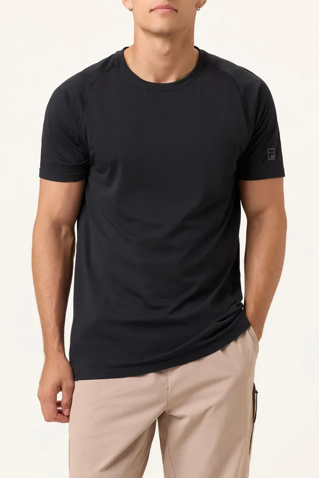 Tops and TShirts Men Fila Lucky Ace Short Sleeve Seamless Crew 001 Black Tops and TShirts Men Fila Lucky Ace Short Sleeve Seamless Crew 001 Black
