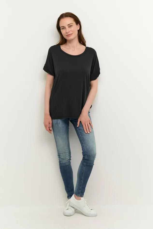 Tops and TShirts Women CULTURE Kajsa Tshirt Black Wash