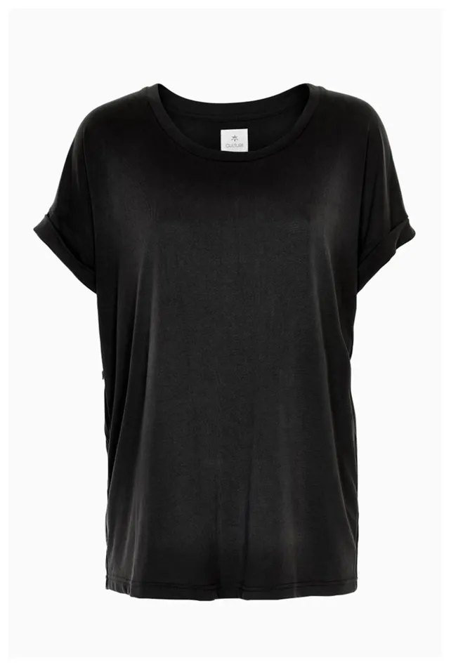 Tops and TShirts Women CULTURE Kajsa Tshirt Black Wash