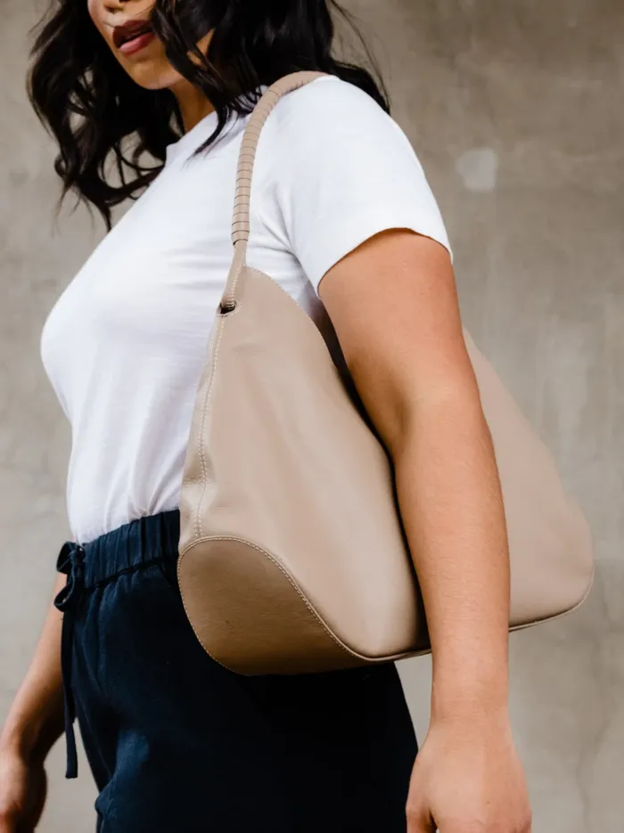 Totes and Shoulder Bags Women Jackee Shoulder Bag Cognac Able