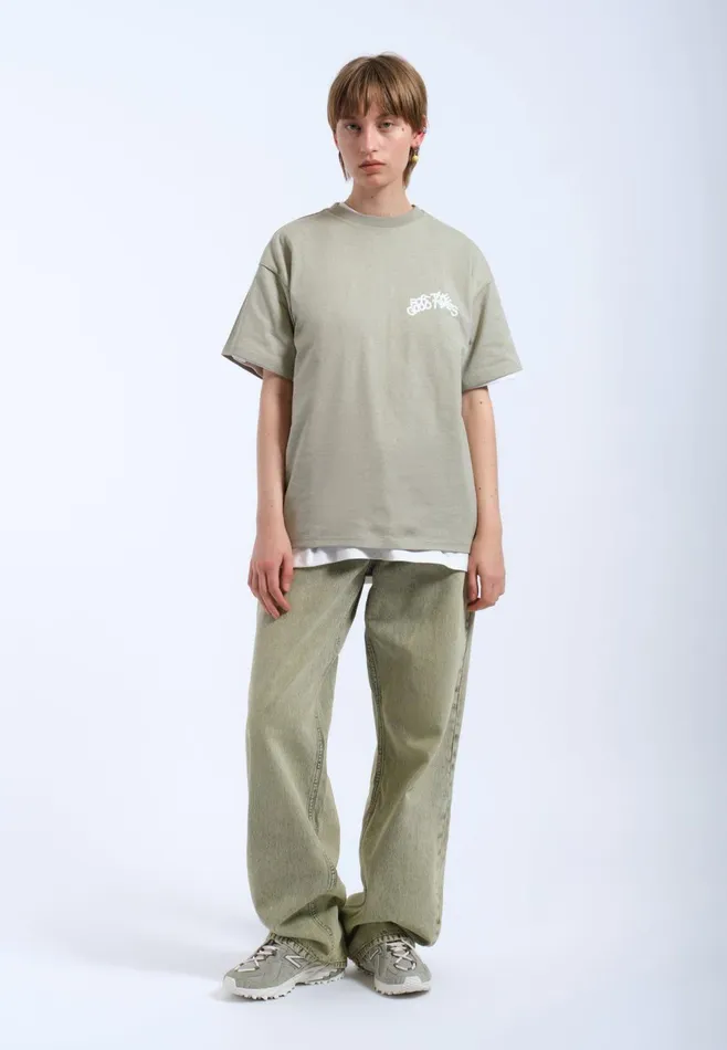Trooper Tee 8211 Seagrass The Good Times Seagrass The Good Times Men Dr Denim Tees and Longsleeves
