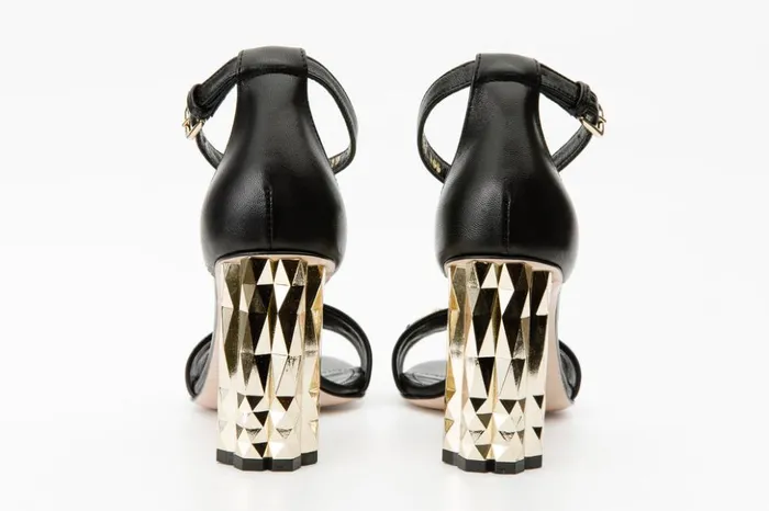 Vinci Leather Sandals The Avlonya Block Heel Black Leather Ankle Strap Sandal 8211 Women