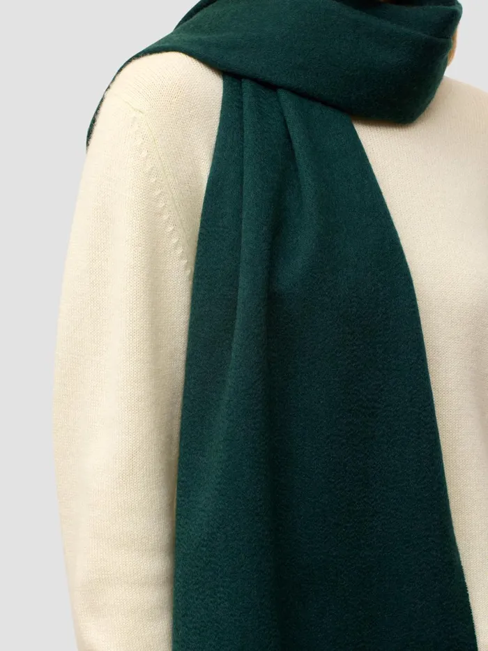 Women Begg X Co Scarves Arran Solid Oversized Cashmere Scarf Drake Green