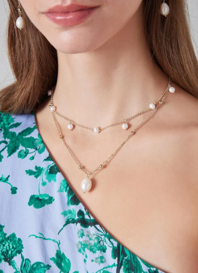 Women Clara Pearl And Gold Double Chain Necklace LKBennett Jewellery Women Clara Pearl And Gold Double Chain Necklace LKBennett Jewellery