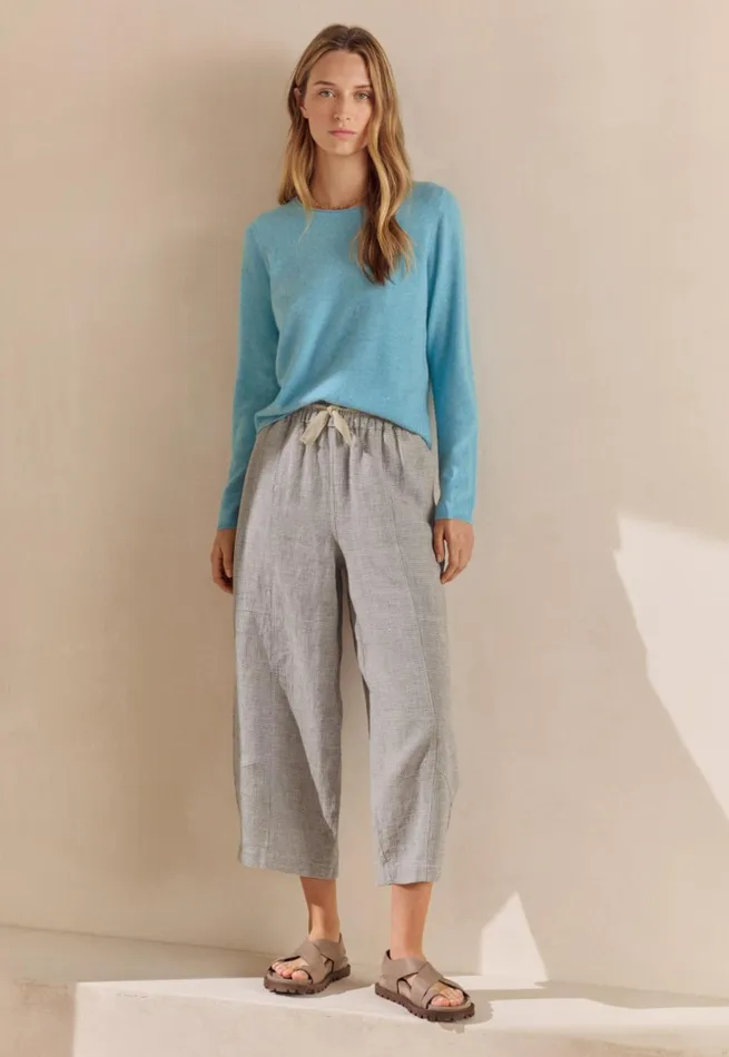 Women Crewneck Sweater Soft Peacock Poetry Fashion Sweaters