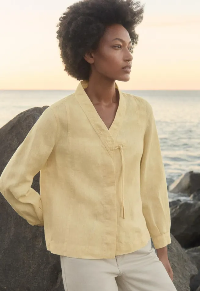 Women Kimonostyle Shirt Pastel Yellow Poetry Fashion Shirts and Tunics