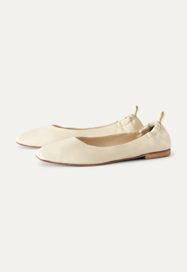 Women Squaretoe Pumps Ecru Poetry Fashion Footwear